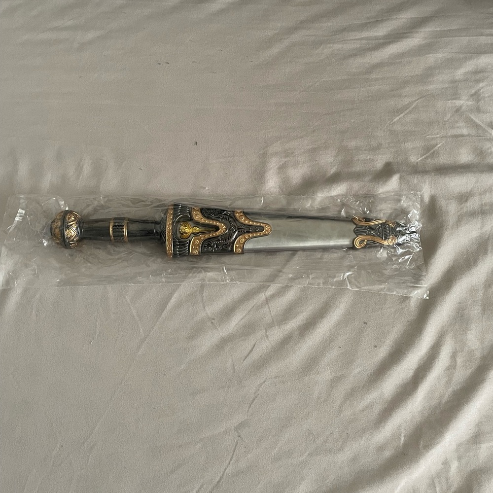 Roman dagger replica with sheath